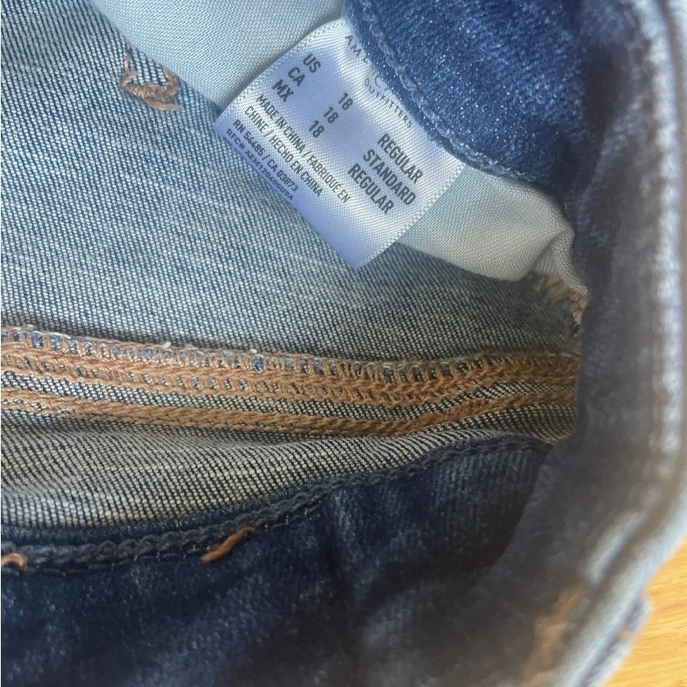 American Eagle Outfitters Women's Dark Blue Skinny Jeans - Picture 5 of 5